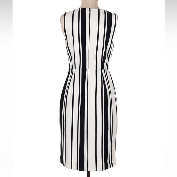 Banana Republic Stripe Knit Wrap Effect Dress Black White  Stripe Size 4 S NWT - Picture 4 of 9